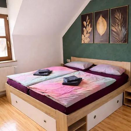 Schoene In Einer Ruhiger Umgebung Апартаменты Machern